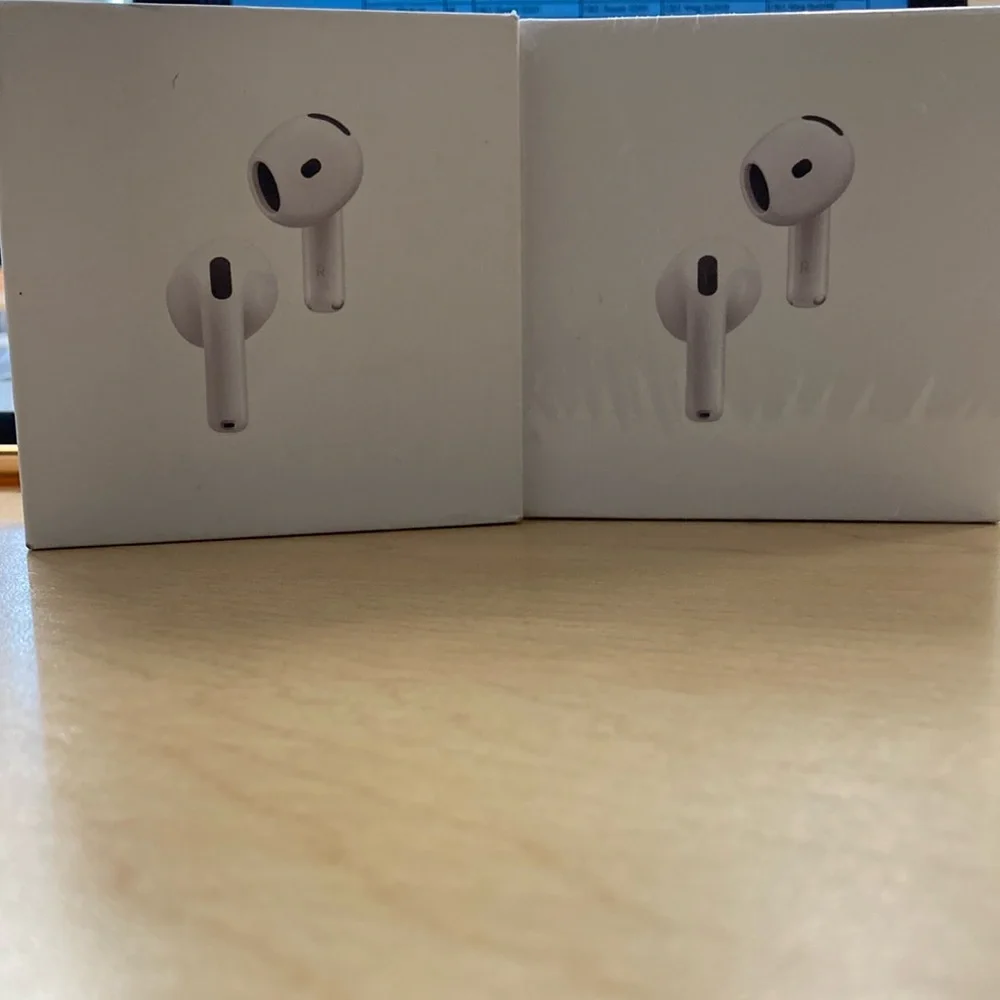 AirPods 4 with Noise Cancellation